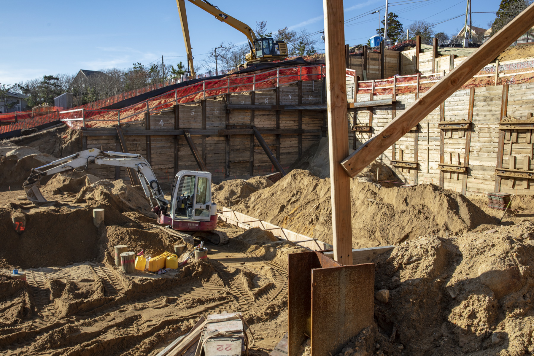 Photo of construction by Ronald Webb Builder.